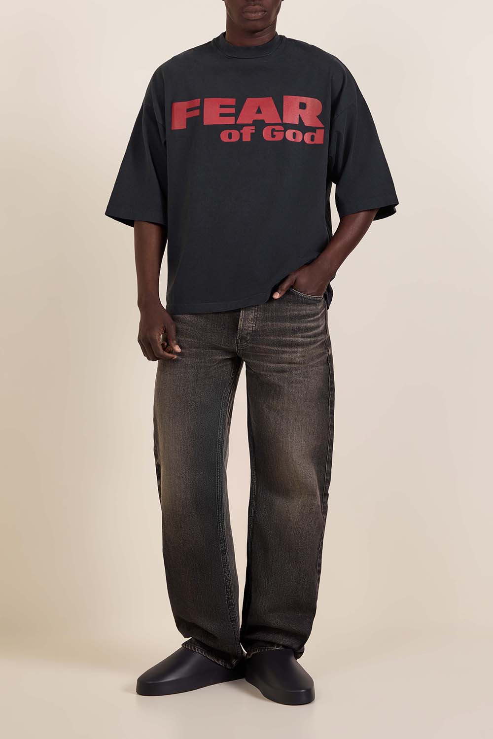 מכנסי ג'ינס בגזרה ישרה